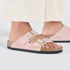 Birkenstock Arizona Suede in Light Rose